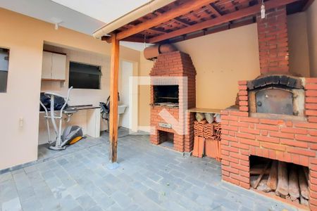 Apartamento à venda com 115m², 3 quartos e 3 vagas Apartamento à venda com 115m², 3 quartos e 3 vagasÁrea Comum