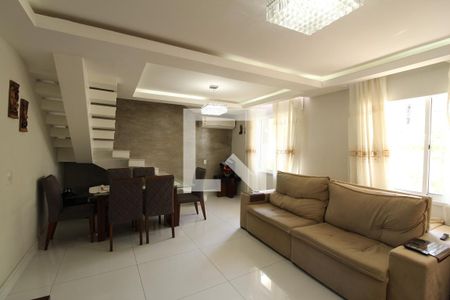 Sala de casa à venda com 4 quartos, 230m² em Vargem Pequena, Rio de Janeiro