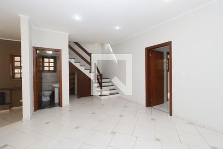 sala 3 de casa para alugar com 4 quartos, 258m² em Vila São Paulo, São Paulo