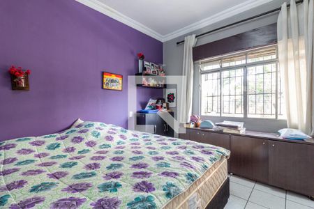 Casa à venda com 129m², 2 quartos e 2 vagas Casa à venda com 129m², 2 quartos e 2 vagasQuarto 2