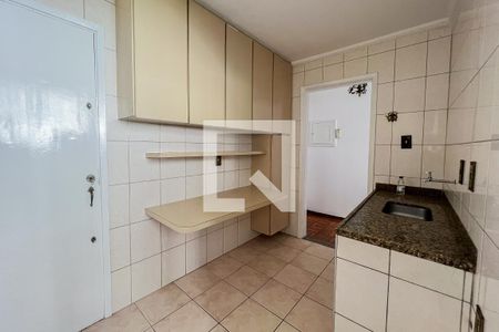 Apartamento à venda com 64m², 2 quartos e sem vagaCozinha