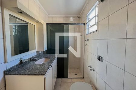 Apartamento à venda com 64m², 2 quartos e sem vagaBanheiro