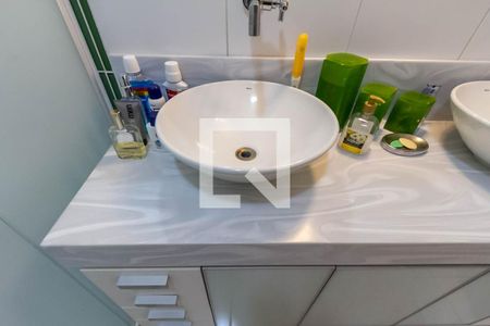 Casa à venda com 380m², 4 quartos e 5 vagasBanheiro da Suíte 3