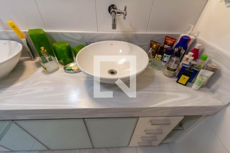 Casa à venda com 380m², 4 quartos e 5 vagasBanheiro da Suíte 3