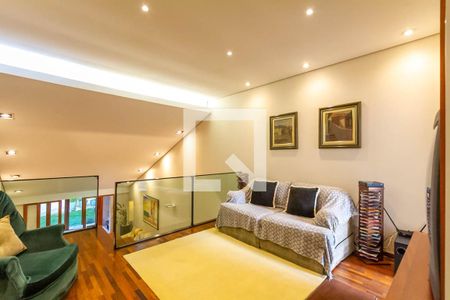 Casa à venda com 380m², 4 quartos e 5 vagasSala de TV