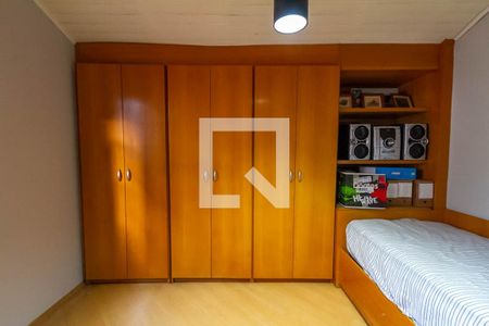 Casa à venda com 380m², 4 quartos e 5 vagasQuarto