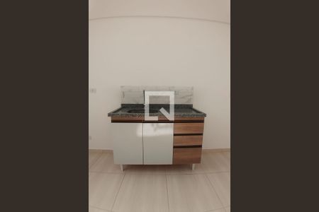 Cozinha - Armários de casa para alugar com 2 quartos, 75m² em Vila Jacuí, São Paulo