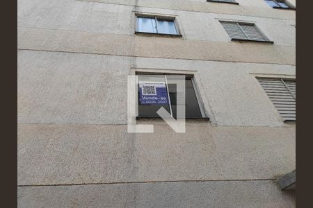 Apartamento à venda com 65m², 3 quartos e 1 vagaPlaquinha instalada no Janela do Imóvel - Área Comum
