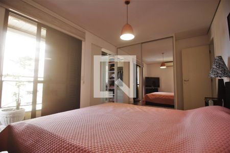 Apartamento à venda com 200m², 4 quartos e 4 vagasSuíte 2