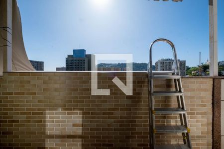 Apartamento à venda com 110m², 3 quartos e 2 vagas Apartamento à venda com 110m², 3 quartos e 2 vagasSala 2 Vista