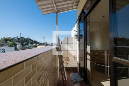 Apartamento à venda com 110m², 3 quartos e 2 vagas Apartamento à venda com 110m², 3 quartos e 2 vagasVaranda