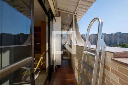 Apartamento à venda com 110m², 3 quartos e 2 vagas Apartamento à venda com 110m², 3 quartos e 2 vagasVaranda