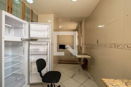 Apartamento à venda com 110m², 3 quartos e 2 vagas Apartamento à venda com 110m², 3 quartos e 2 vagasCozinha