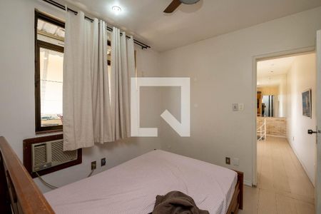 Apartamento à venda com 110m², 3 quartos e 2 vagas Apartamento à venda com 110m², 3 quartos e 2 vagasQuarto Suíte