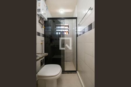 Apartamento à venda com 110m², 3 quartos e 2 vagas Apartamento à venda com 110m², 3 quartos e 2 vagasBanheiro Suíte
