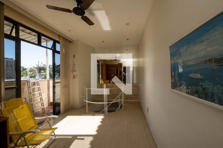 Apartamento à venda com 110m², 3 quartos e 2 vagas Apartamento à venda com 110m², 3 quartos e 2 vagasSala 2