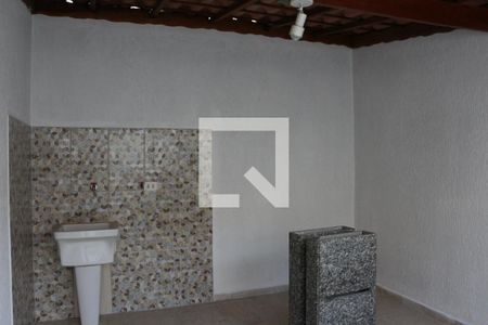 Casa à venda com 130m², 2 quartos e 1 vagaÁrea de Serviço
