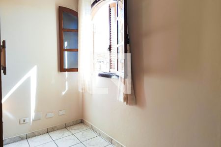 Casa à venda com 353m², 4 quartos e 4 vagas Casa à venda com 353m², 4 quartos e 4 vagasQuarto 2