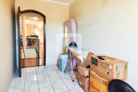 Casa à venda com 353m², 4 quartos e 4 vagas Casa à venda com 353m², 4 quartos e 4 vagasQuarto 4