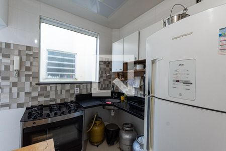Apartamento à venda com 60m², 2 quartos e 1 vaga Apartamento à venda com 60m², 2 quartos e 1 vagaCozinha