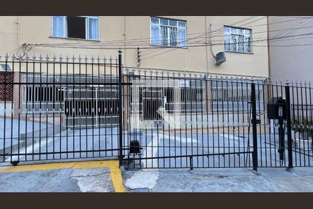 Apartamento à venda com 60m², 2 quartos e 1 vaga Apartamento à venda com 60m², 2 quartos e 1 vagaEntrada