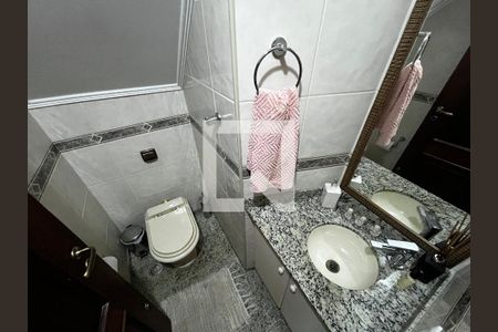 Lavabo de casa para alugar com 3 quartos, 250m² em Vila Paiva, São Paulo