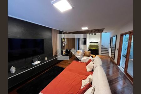 Sala de casa para alugar com 3 quartos, 250m² em Vila Paiva, São Paulo