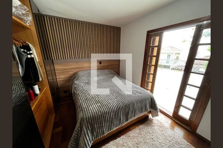 Suíte 1 de casa para alugar com 3 quartos, 250m² em Vila Paiva, São Paulo