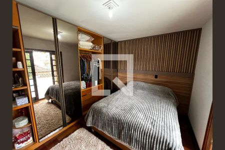 Suíte 1 de casa para alugar com 3 quartos, 250m² em Vila Paiva, São Paulo