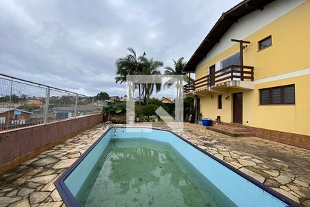 Casa à venda com 600m², 6 quartos e 10 vagasFachada  