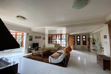 Casa à venda com 600m², 6 quartos e 10 vagasSala 4