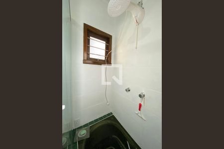 Casa à venda com 600m², 6 quartos e 10 vagasBanheiro - Suite 