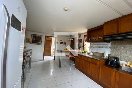 Casa à venda com 600m², 6 quartos e 10 vagasCozinha