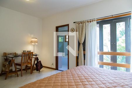 Casa de condomínio para alugar com 300m², 3 quartos e 2 vagas Casa de condomínio para alugar com 300m², 3 quartos e 2 vagasSuíte 3