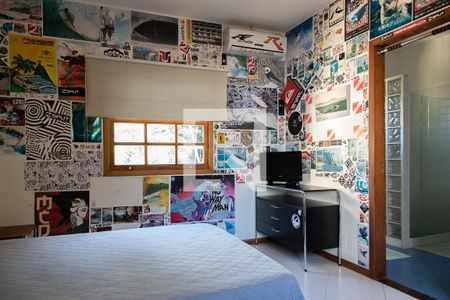 Casa de condomínio para alugar com 300m², 3 quartos e 2 vagas Casa de condomínio para alugar com 300m², 3 quartos e 2 vagasSuíte 1