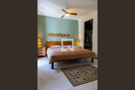 Casa de condomínio para alugar com 300m², 3 quartos e 2 vagas Casa de condomínio para alugar com 300m², 3 quartos e 2 vagasSuíte 3