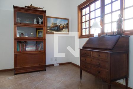 Casa de condomínio para alugar com 300m², 3 quartos e 2 vagas Casa de condomínio para alugar com 300m², 3 quartos e 2 vagasSala íntima