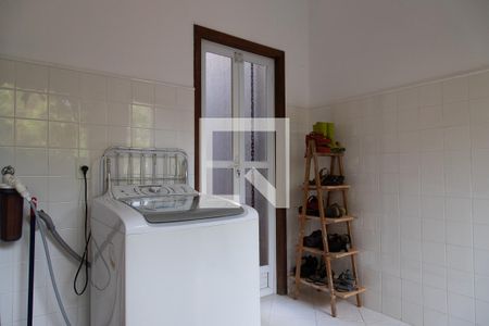 Casa de condomínio para alugar com 300m², 3 quartos e 2 vagas Casa de condomínio para alugar com 300m², 3 quartos e 2 vagasÁrea de serviço