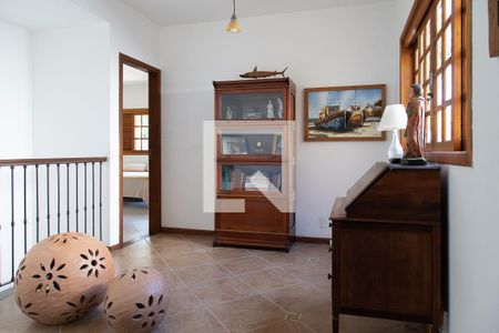 Casa de condomínio para alugar com 300m², 3 quartos e 2 vagas Casa de condomínio para alugar com 300m², 3 quartos e 2 vagasSala íntima