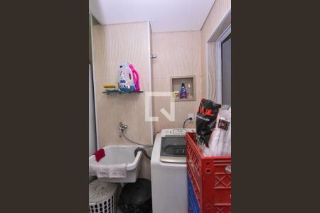 Apartamento à venda com 75m², 2 quartos e 1 vaga Apartamento à venda com 75m², 2 quartos e 1 vagaÁrea de Serviço