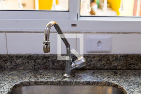 Casa à venda com 110m², 2 quartos e 2 vagas Casa à venda com 110m², 2 quartos e 2 vagasCozinha - Torneira