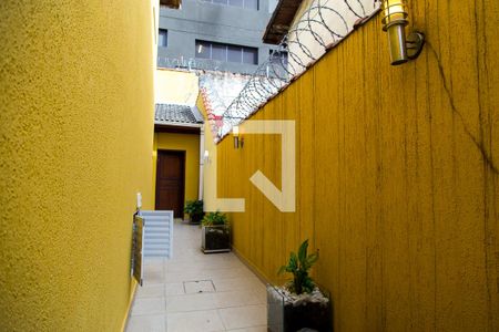 Casa à venda com 110m², 2 quartos e 2 vagas Casa à venda com 110m², 2 quartos e 2 vagasCorredor Externo