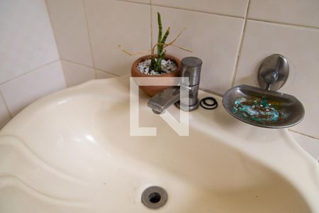 Casa à venda com 110m², 2 quartos e 2 vagas Casa à venda com 110m², 2 quartos e 2 vagasBanheiro Social - Torneira