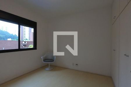 Apartamento à venda com 142m², 3 quartos e 2 vagas Apartamento à venda com 142m², 3 quartos e 2 vagasSuíte 2