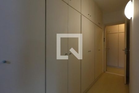 Apartamento à venda com 142m², 3 quartos e 2 vagas Apartamento à venda com 142m², 3 quartos e 2 vagasSuíte 3