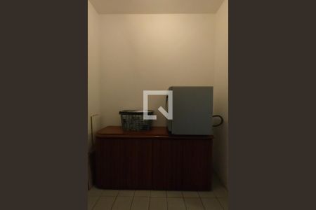 Apartamento à venda com 142m², 3 quartos e 2 vagas Apartamento à venda com 142m², 3 quartos e 2 vagasÁrea de Serviço