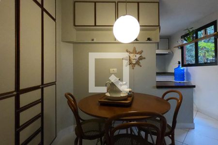 Apartamento à venda com 142m², 3 quartos e 2 vagas Apartamento à venda com 142m², 3 quartos e 2 vagasCozinha