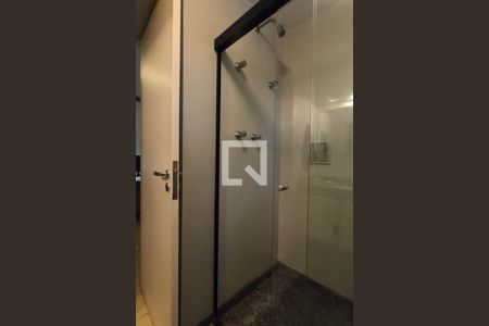 Apartamento à venda com 142m², 3 quartos e 2 vagas Apartamento à venda com 142m², 3 quartos e 2 vagasBanheiro da Suíte 1