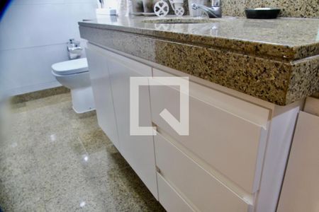 Apartamento à venda com 230m², 3 quartos e 2 vagas