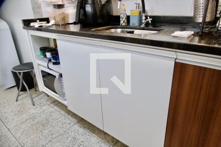 Apartamento à venda com 230m², 3 quartos e 2 vagas Apartamento à venda com 230m², 3 quartos e 2 vagasCozinha